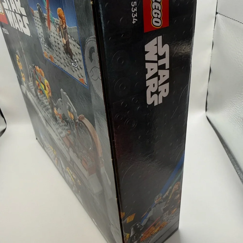 LEGO Star Wars 75334 Obi-Wan Kenobi vs. Darth Vader Disney Building Toy